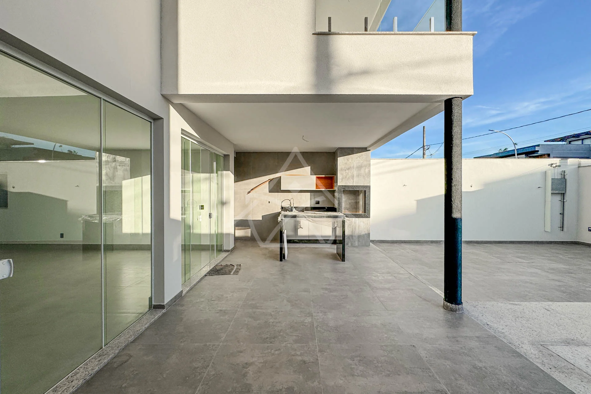 Casa Triplex com Energia Solar