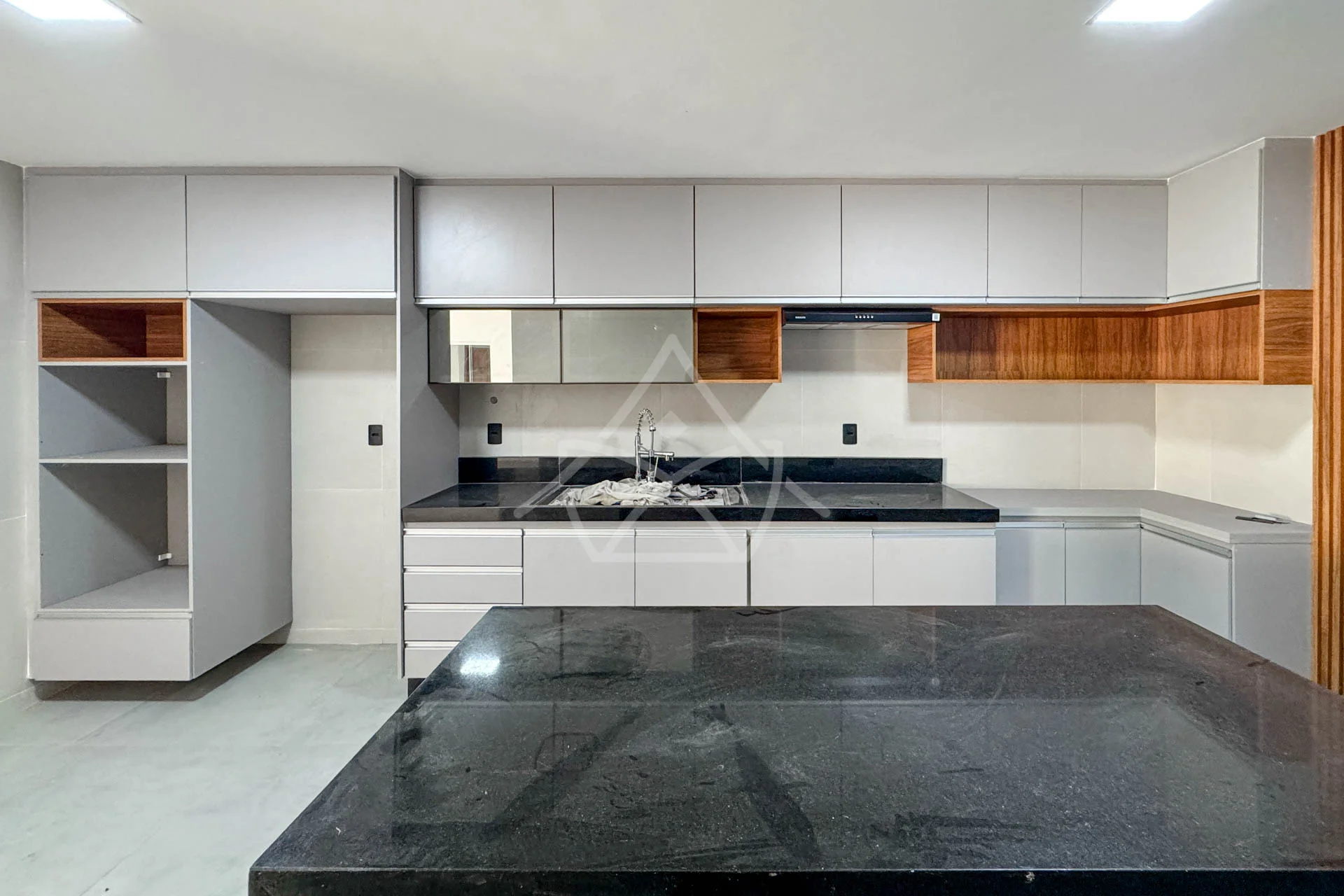 Casa Triplex com Energia Solar