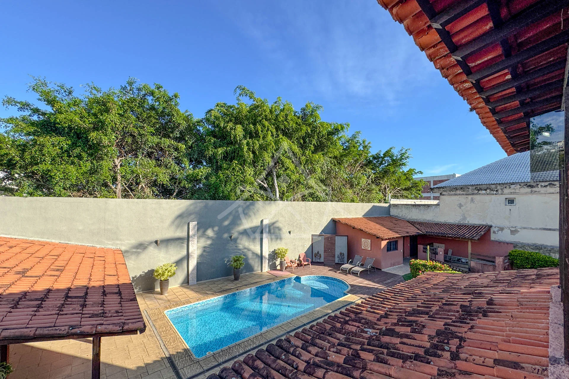 Casa com Salão de Jogos