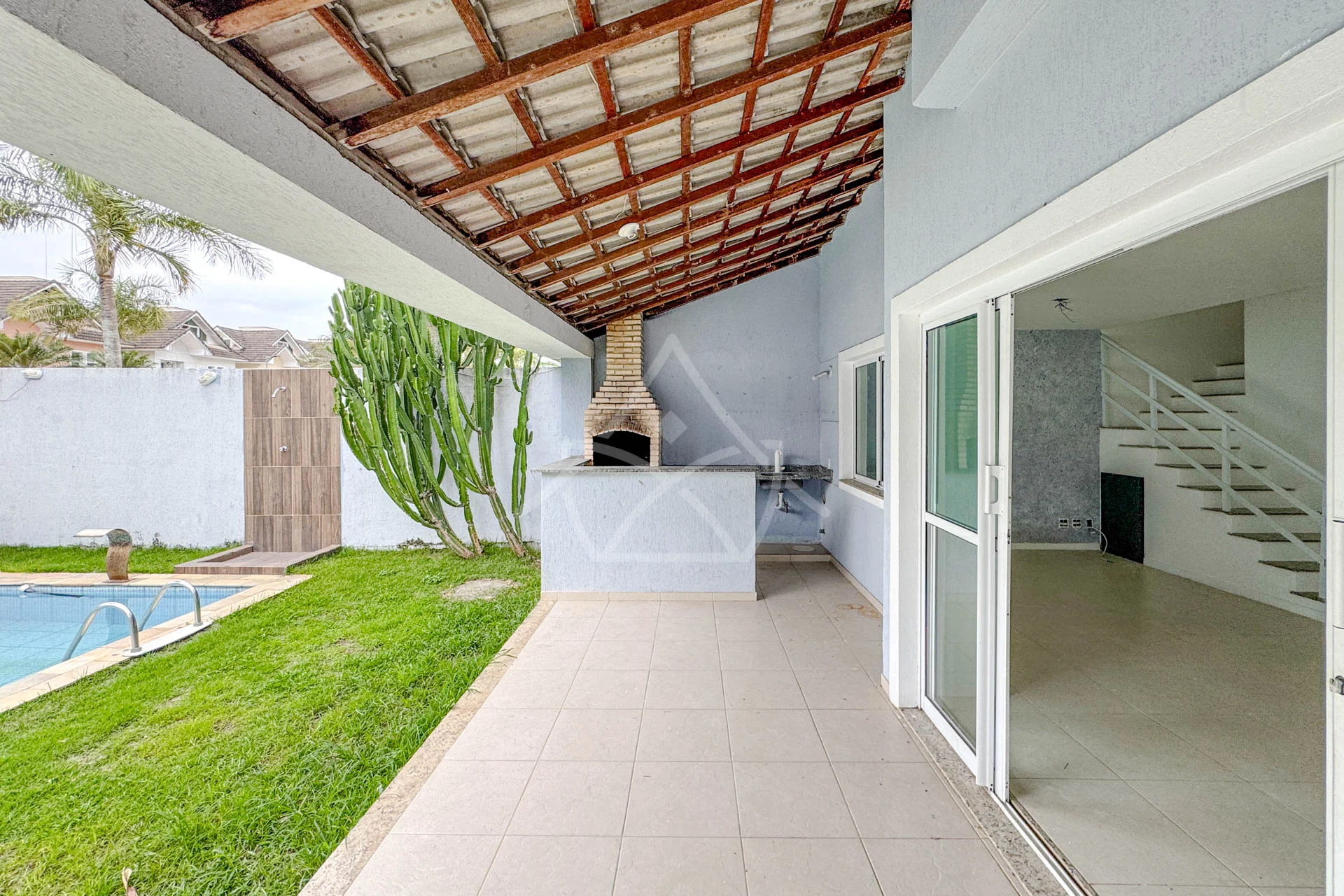 Casa Triplex com Sótão à Venda Recreio dos Bandeirantes
