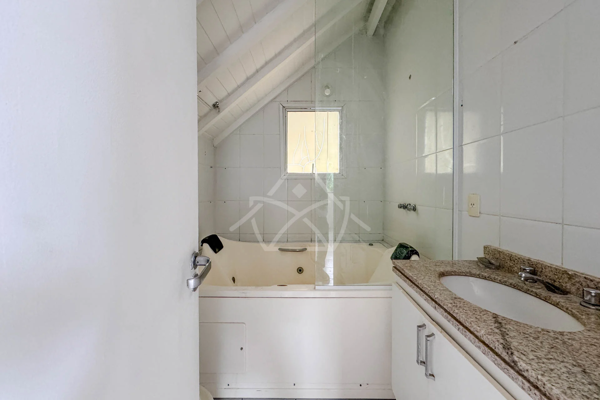 Casa Triplex com Sótão à Venda Recreio dos Bandeirantes
