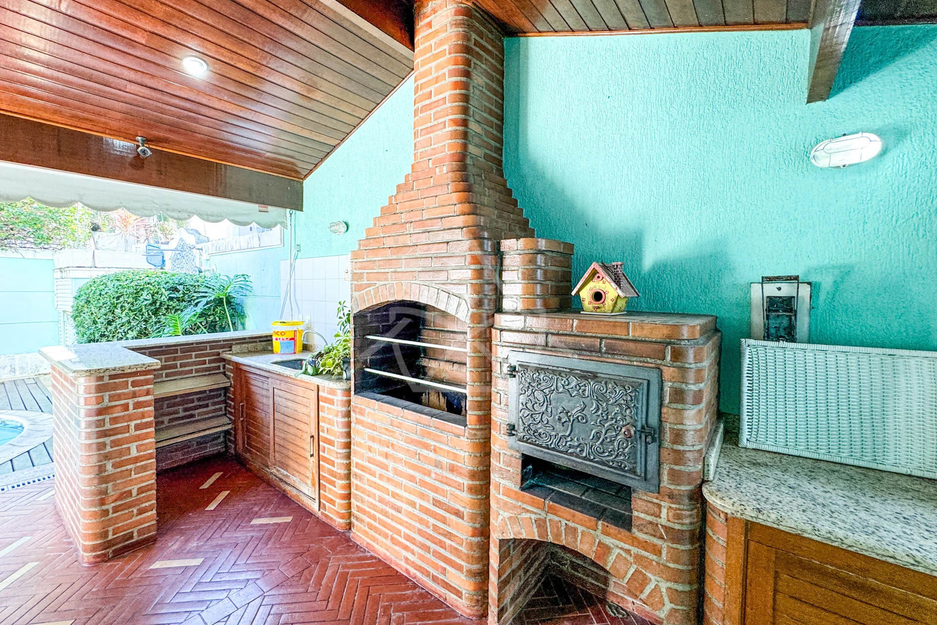 Casa Clássica com Sótão