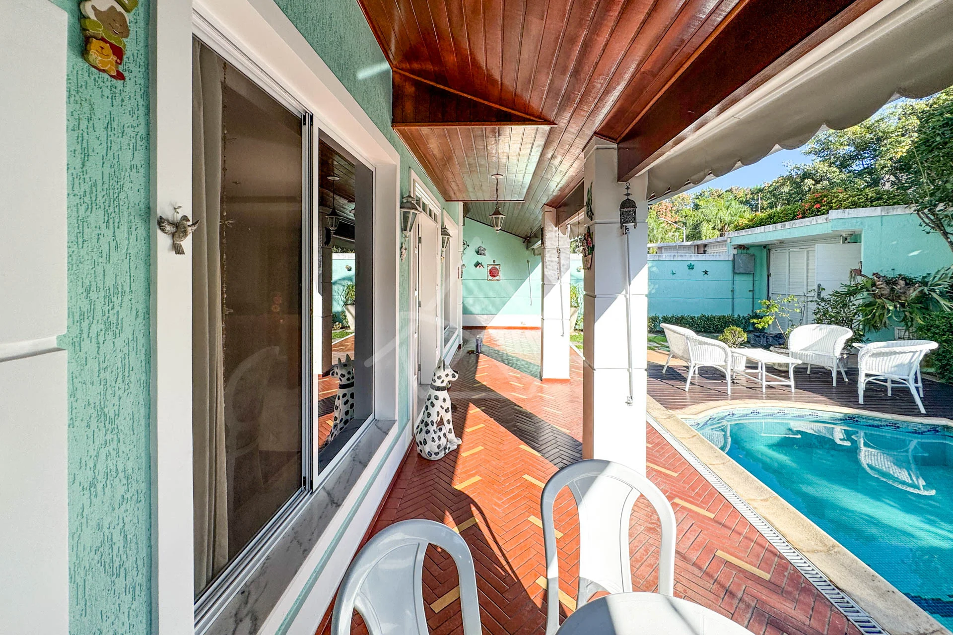 Casa Clássica com Sótão