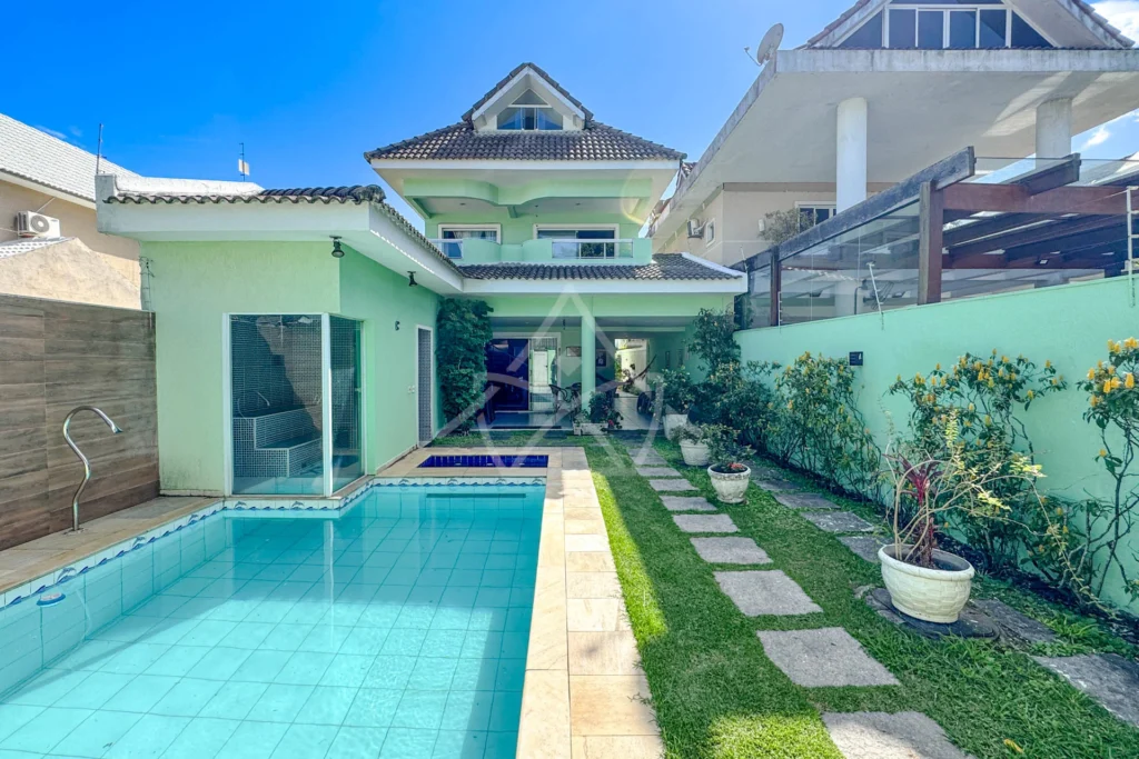 Triplex com Sótão no Recreio dos Bandeirantes