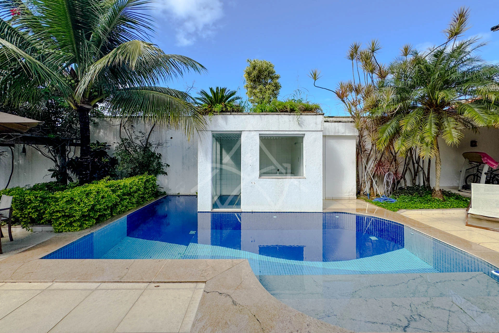 Casa com 9 Suítes no Recreio dos Bandeirantes