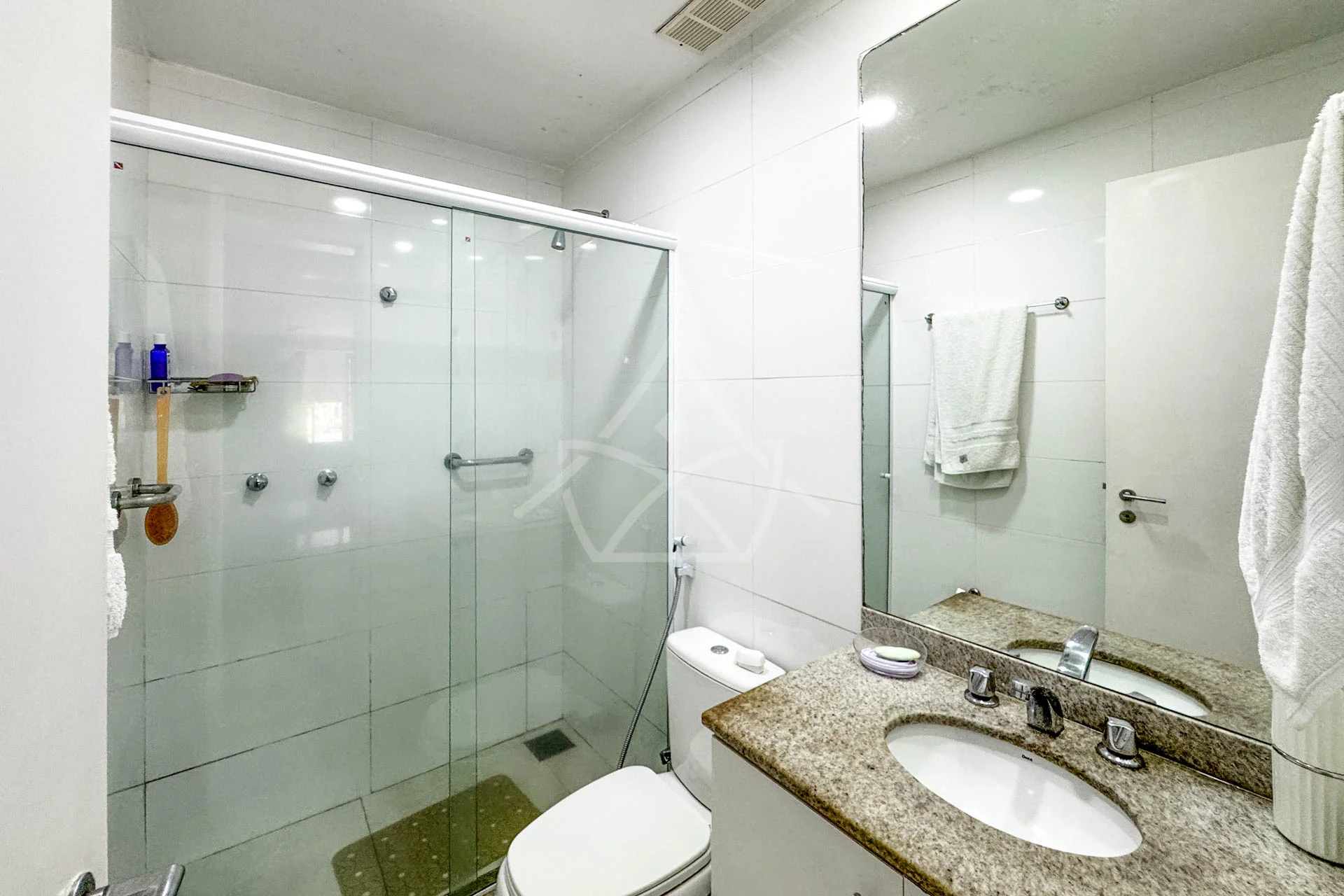 Casa com 9 Suítes no Recreio dos Bandeirantes