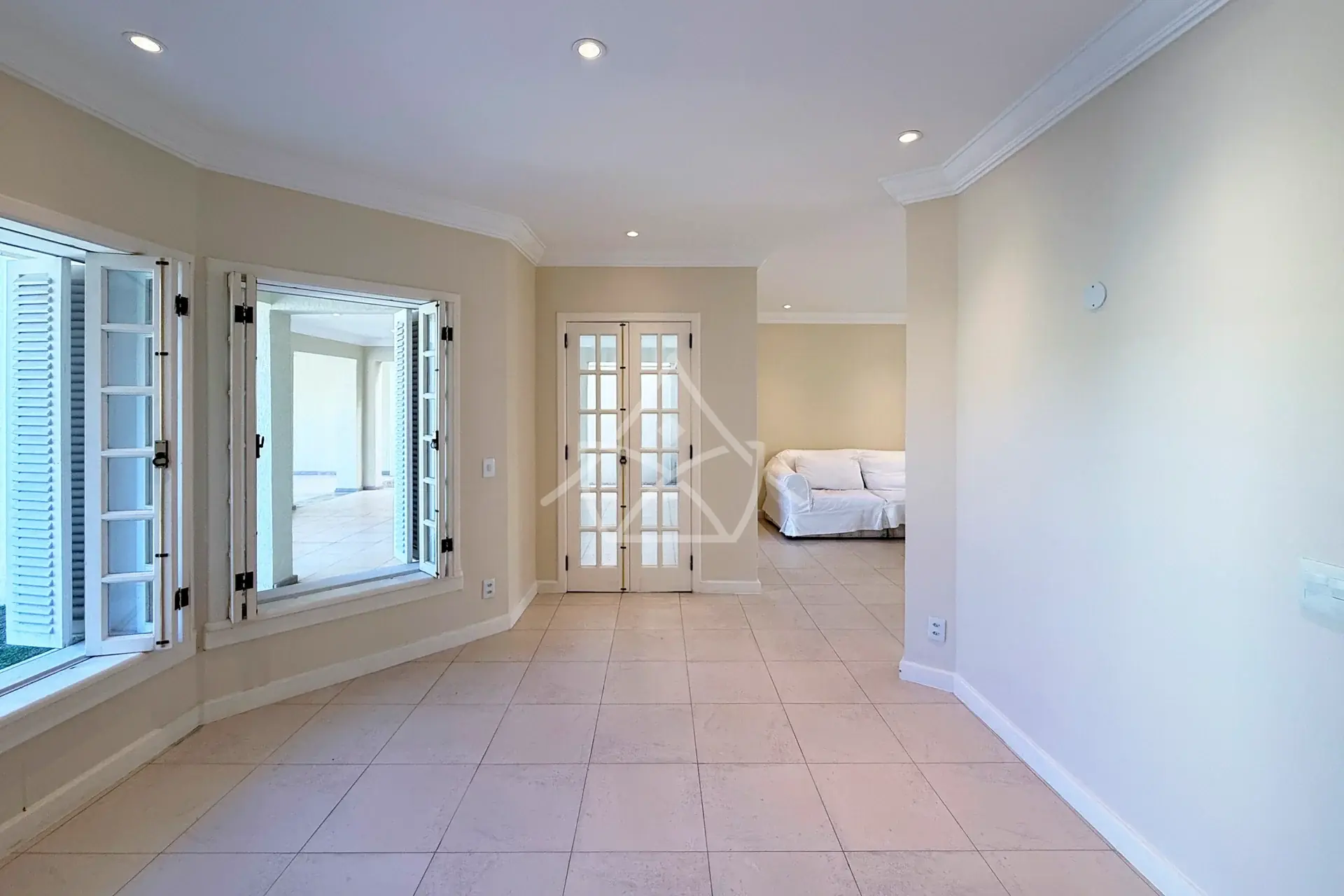 Casa Triplex com Quarto Térreo na Barra da Tijuca