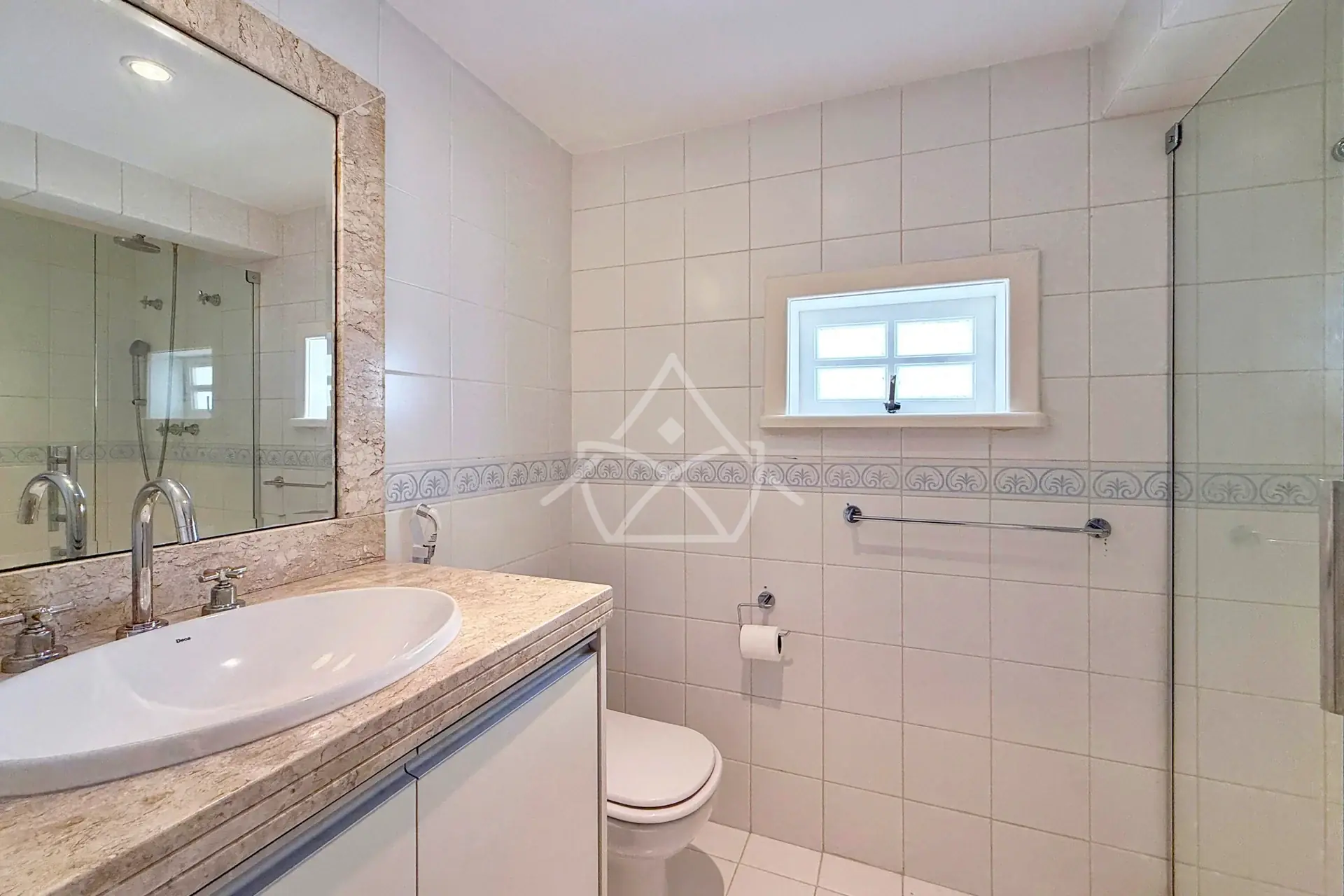 Casa Triplex com Quarto Térreo na Barra da Tijuca