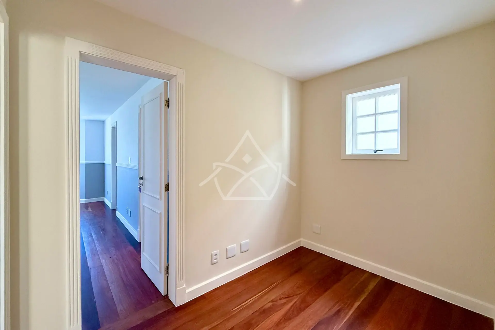Casa Triplex com Quarto Térreo na Barra da Tijuca