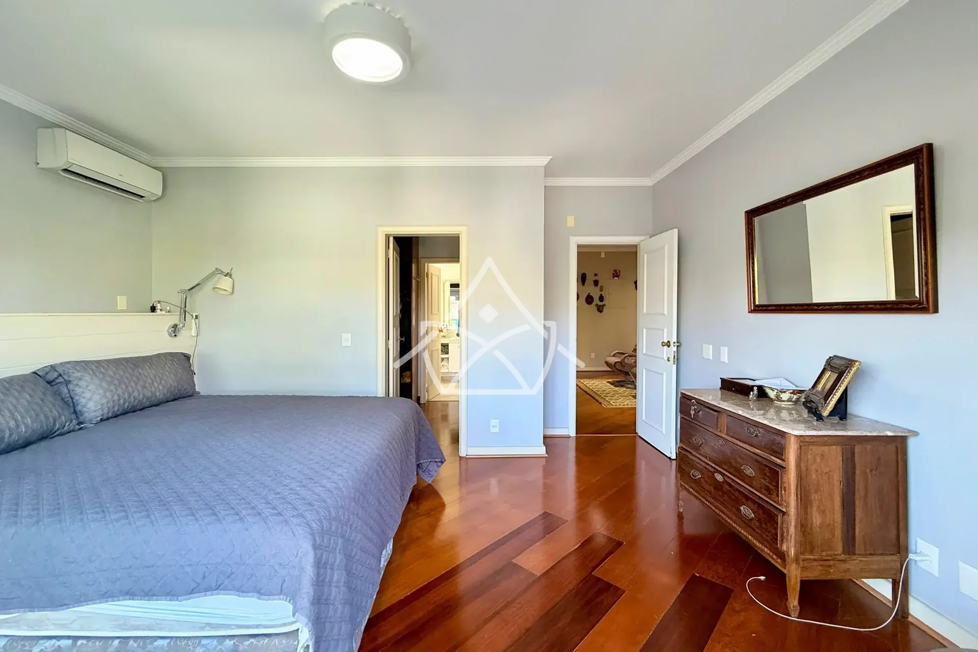 Casa Triplex com Quintal Gramado na Barra da Tijuca