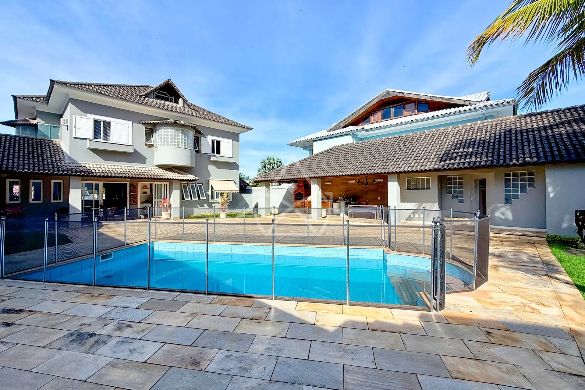 Casa com Estilo Tradicional na Barra da Tijuca