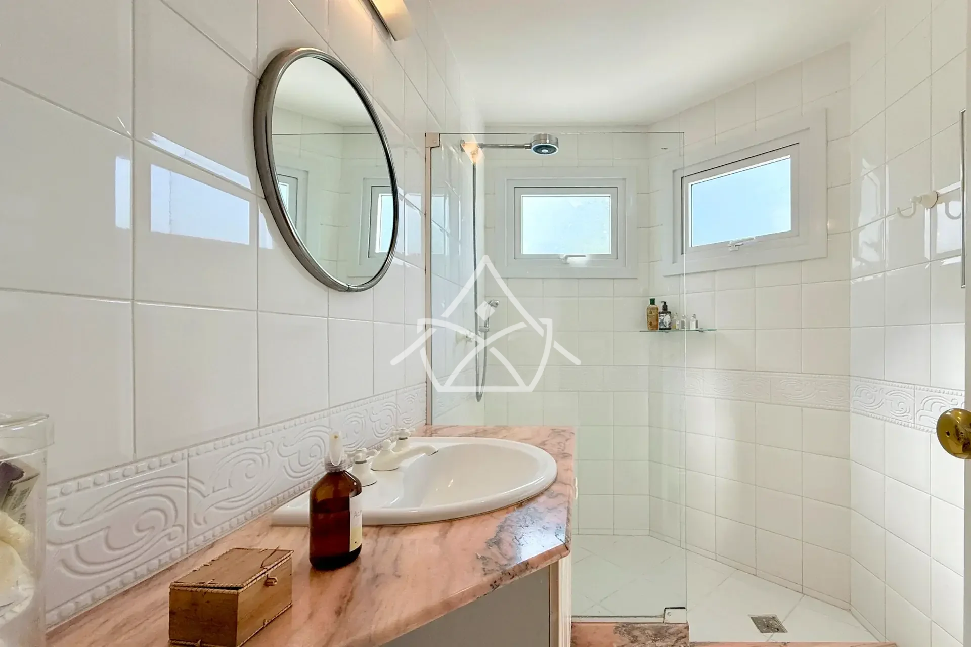 Casa Triplex com Quintal Gramado na Barra da Tijuca