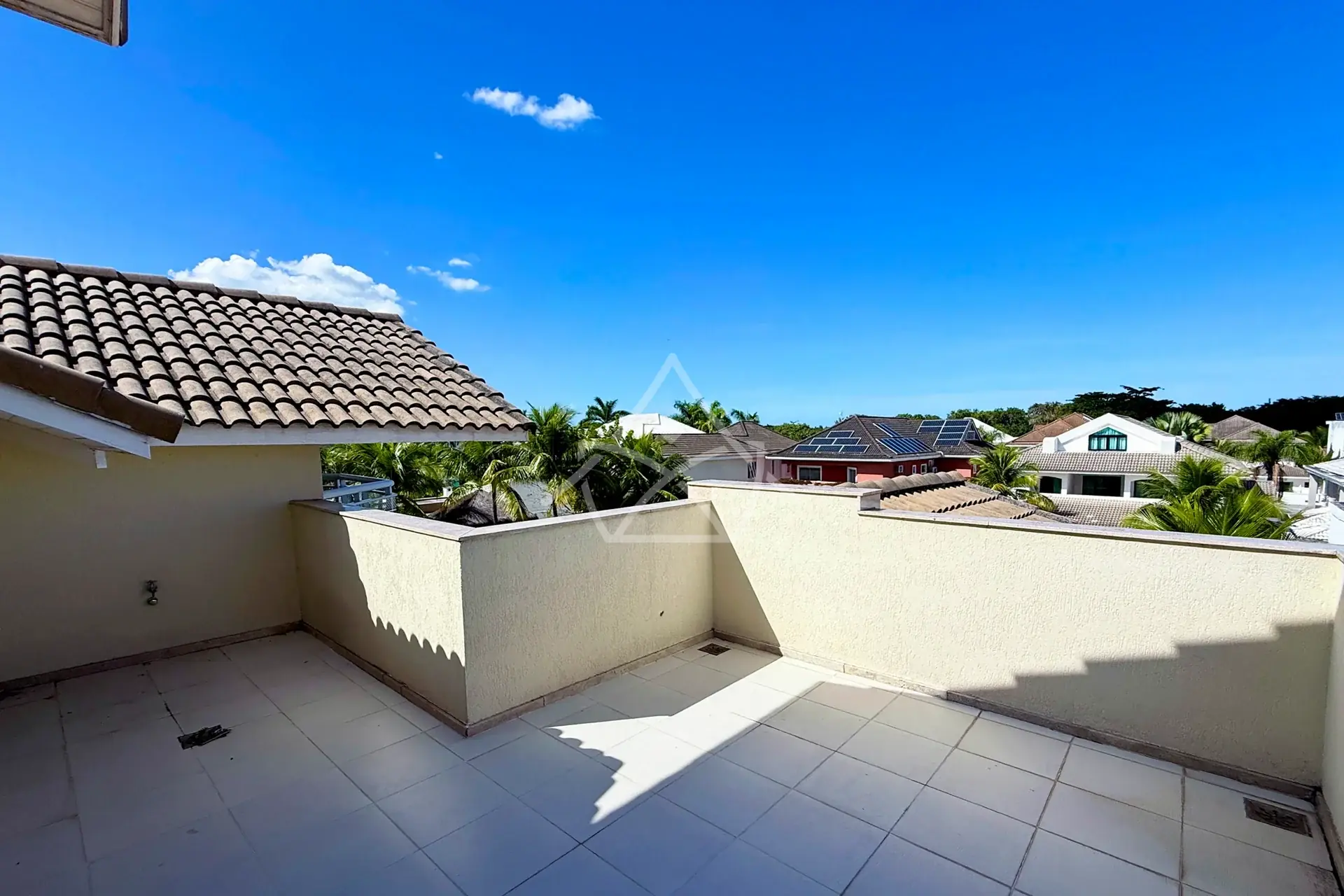 Casa Triplex com Quarto Térreo na Barra da Tijuca