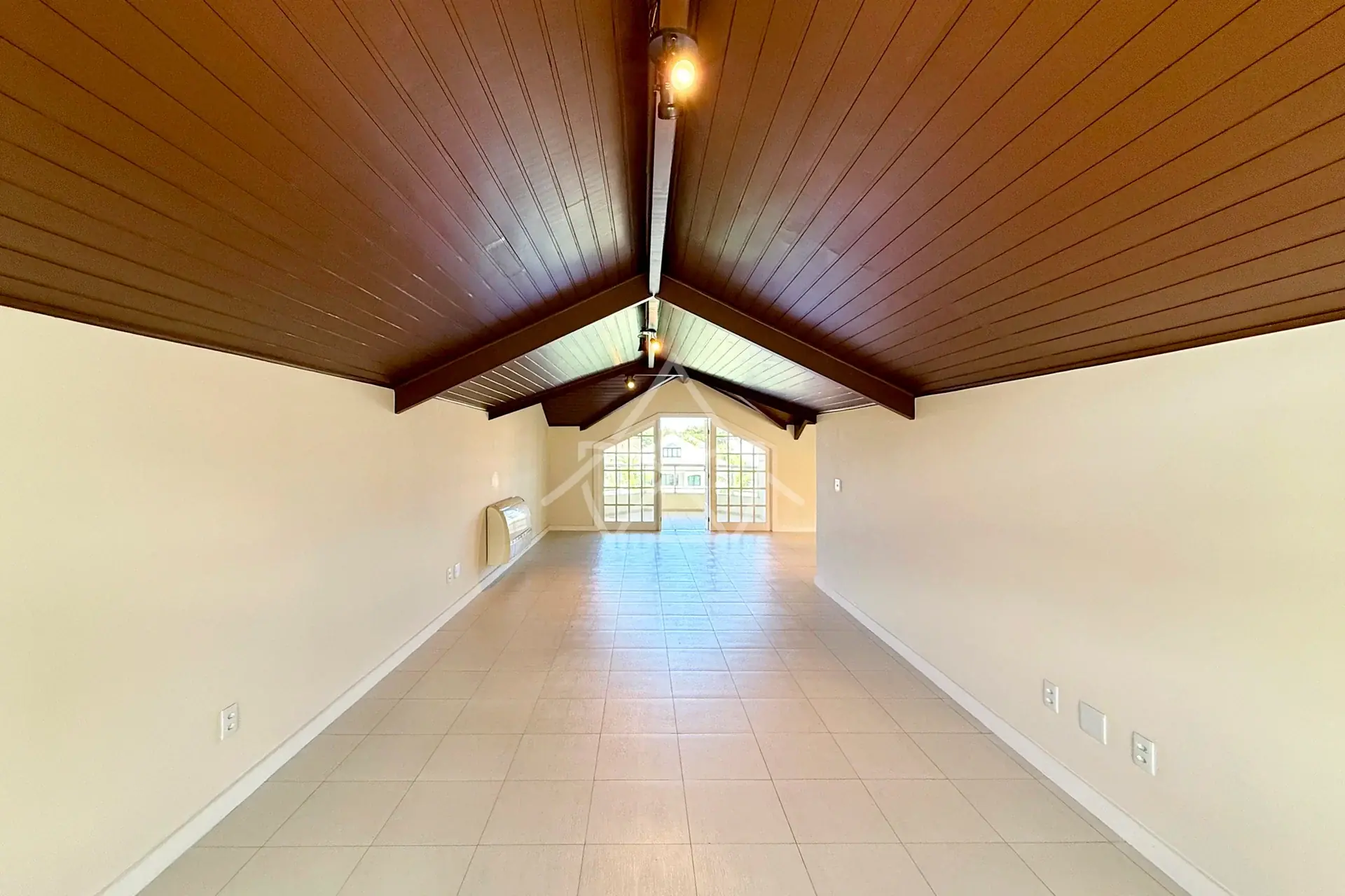 Casa Triplex com Quarto Térreo na Barra da Tijuca