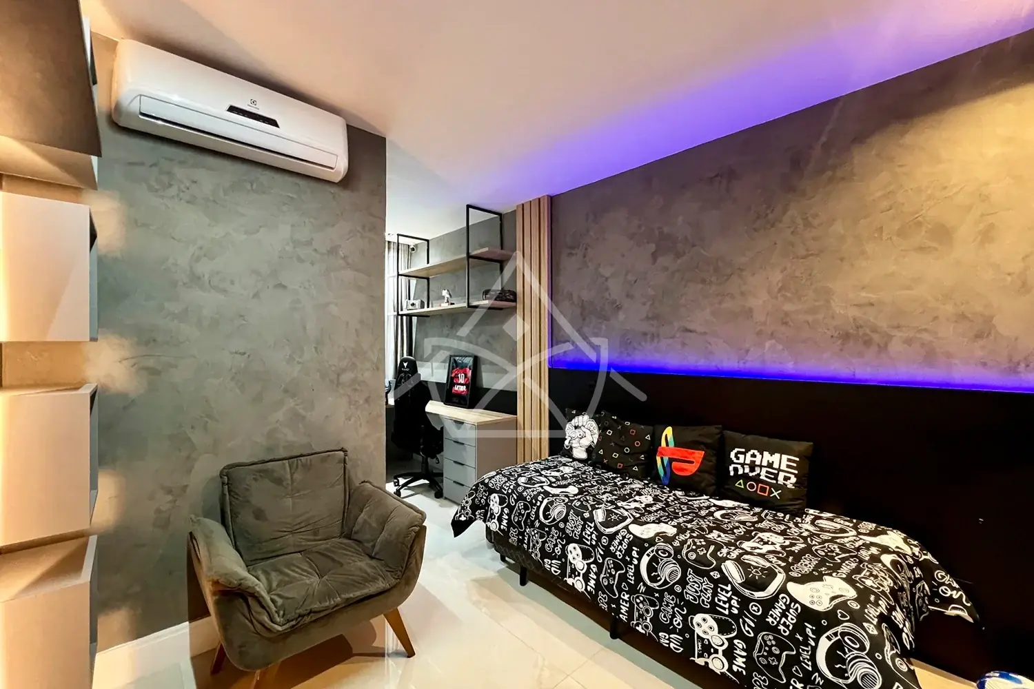 Casa Triplex Mobiliado no Recreio dos Bandeirantes