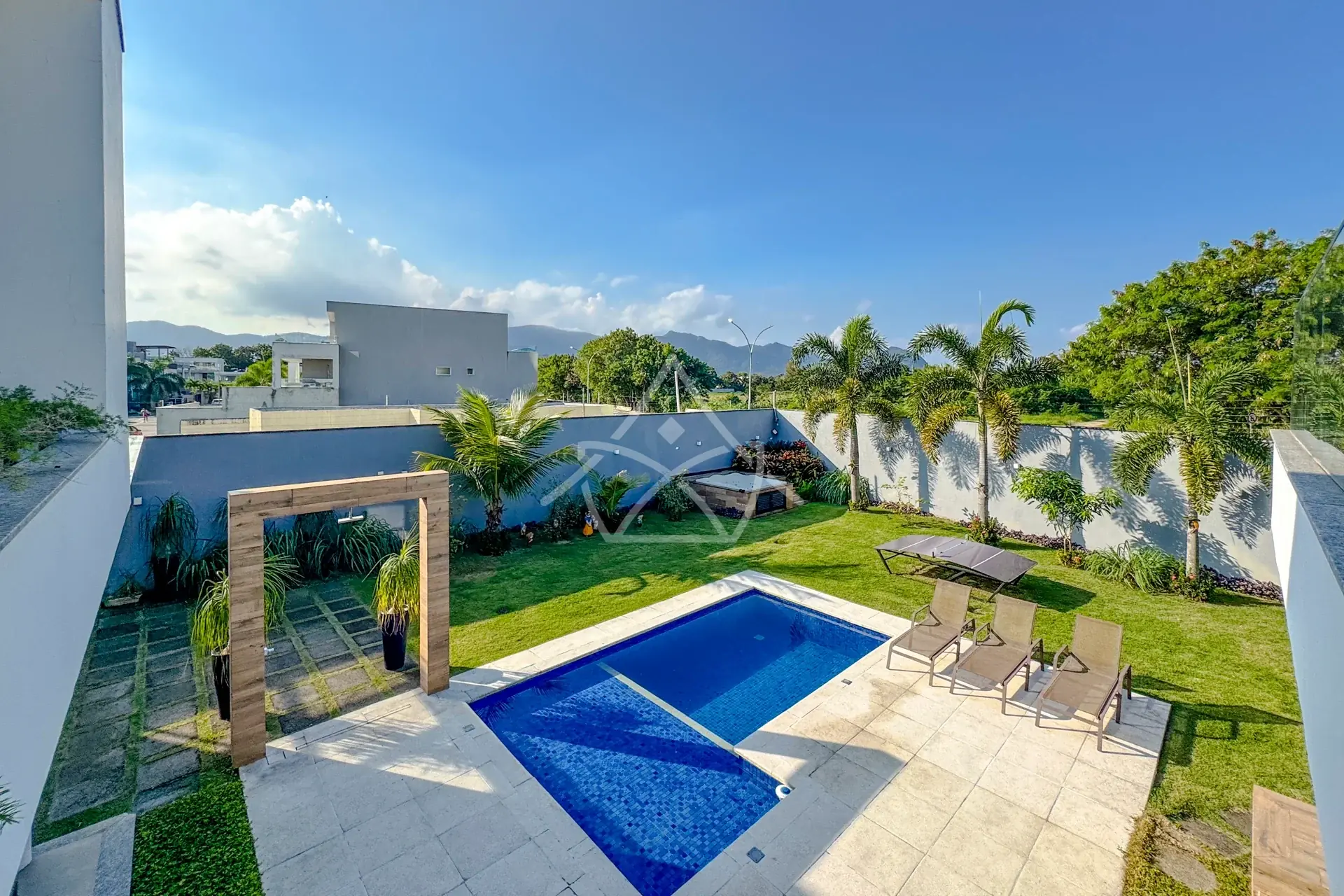 Casa com Quintal Grande no Recreio dos Bandeirantes