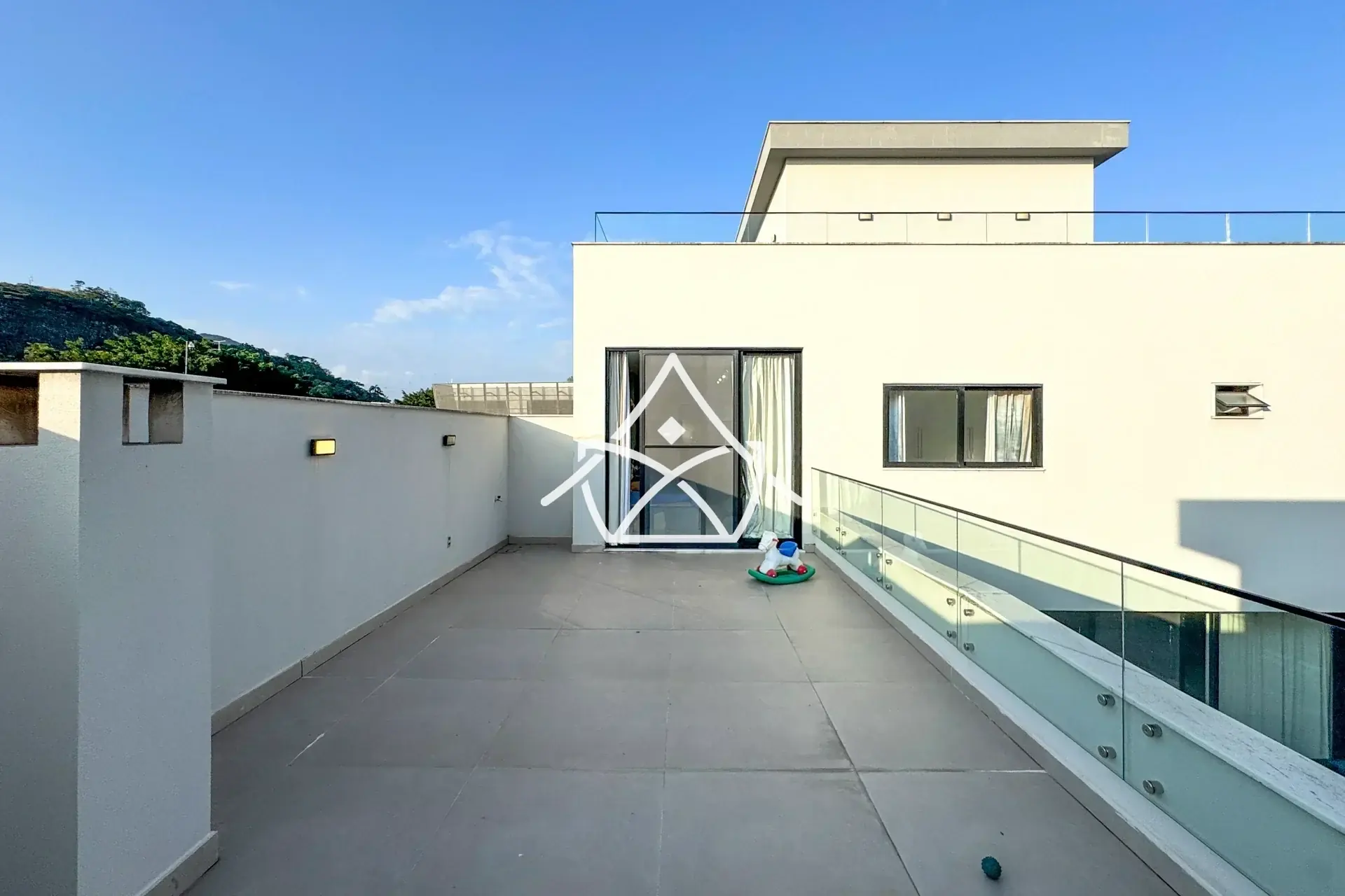Casa de 3 andares no Recreio dos Bandeirantes