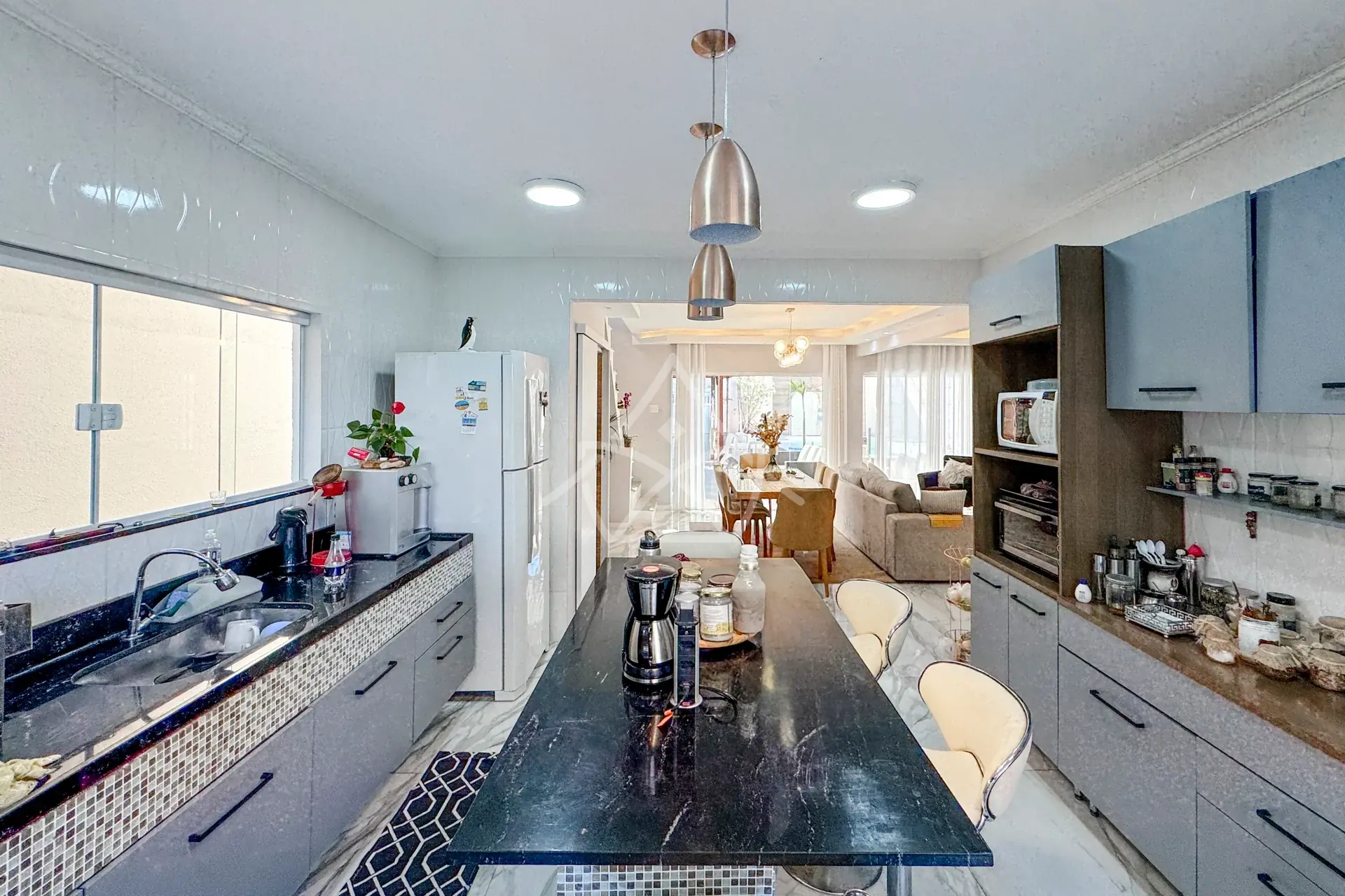 Casa com Mesa Sinuca no Recreio dos Bandeirantes