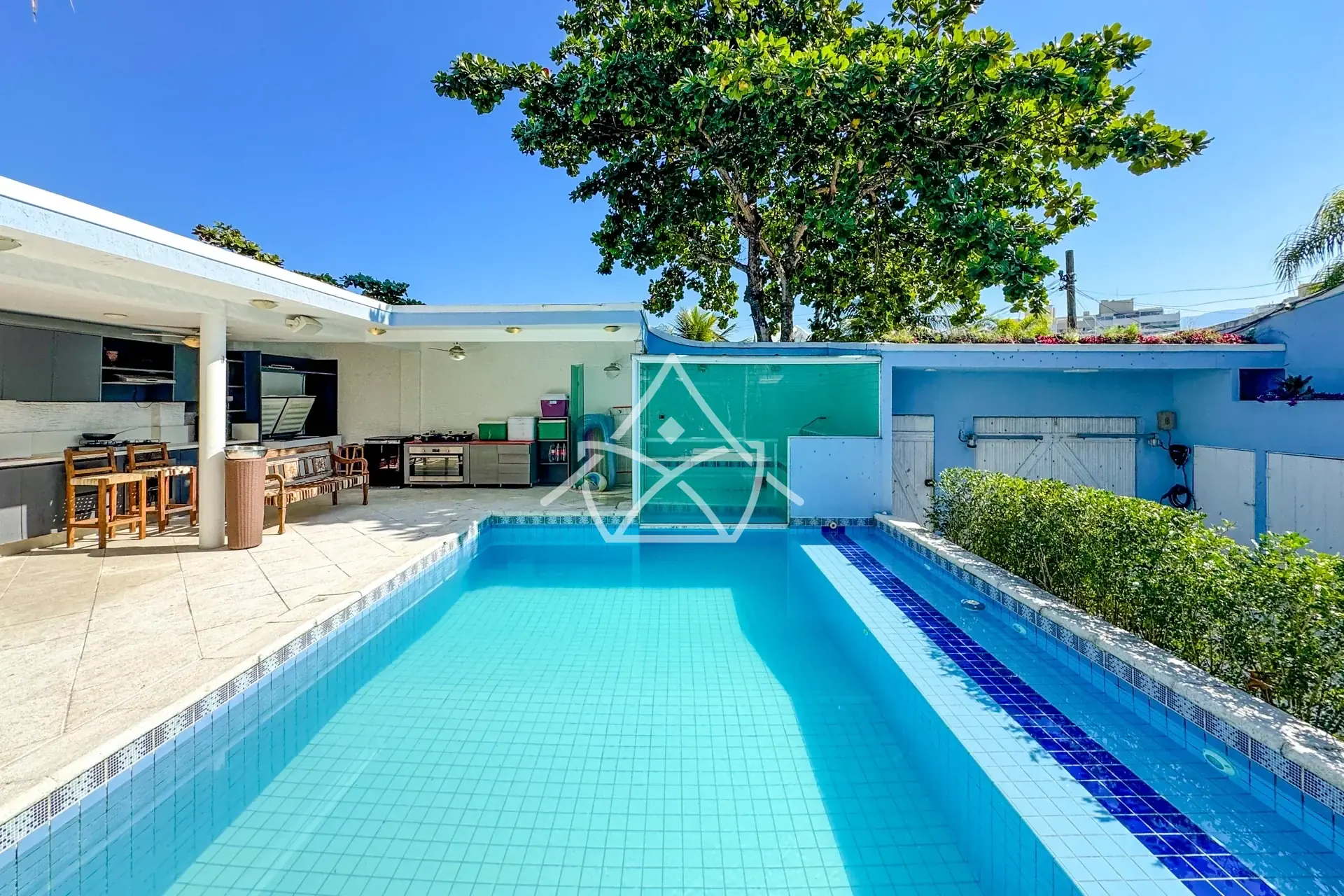 Casa com Cinema e Sala de Jogos no Recreio dos Bandeirantes