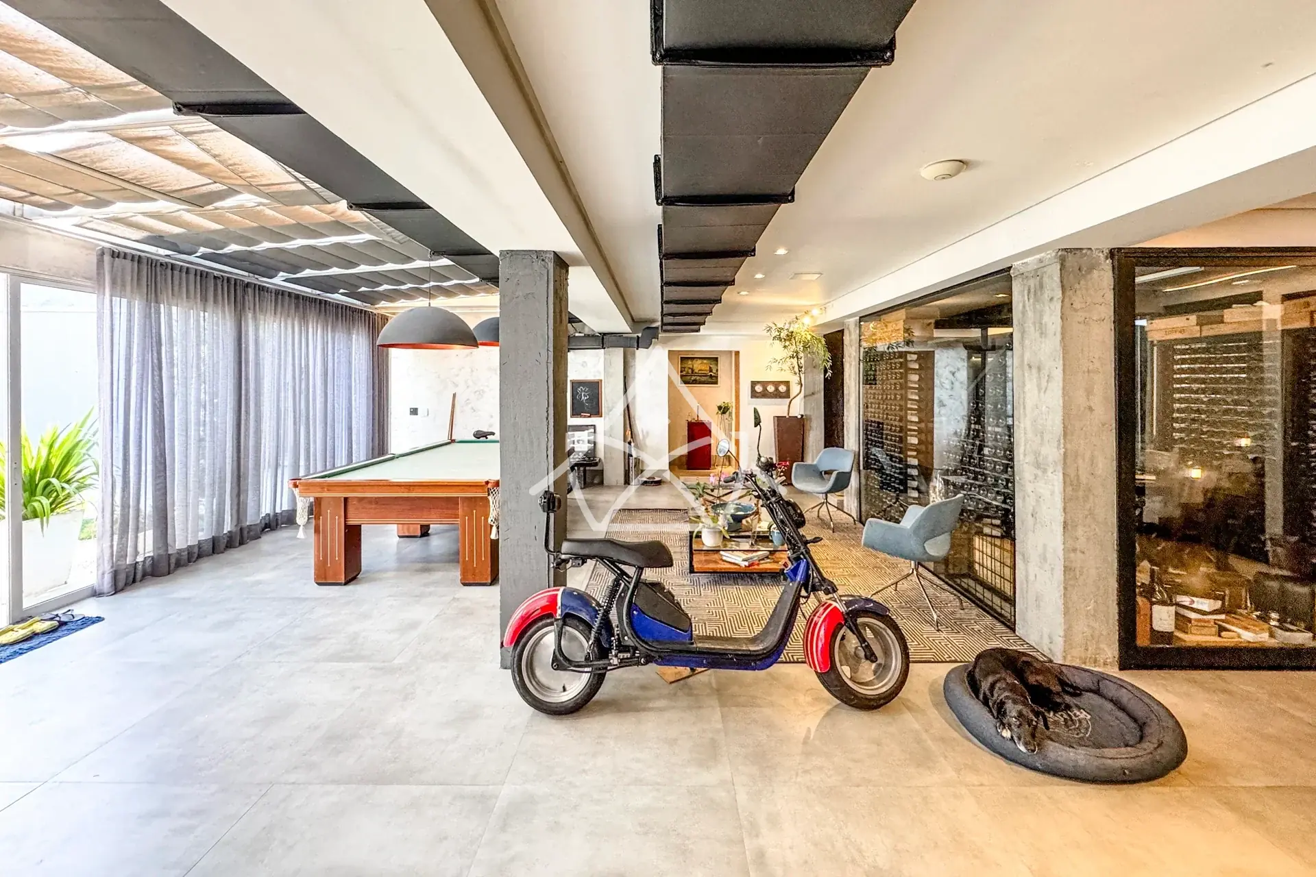 Casa com Cinema e Sala de Jogos no Recreio dos Bandeirantes