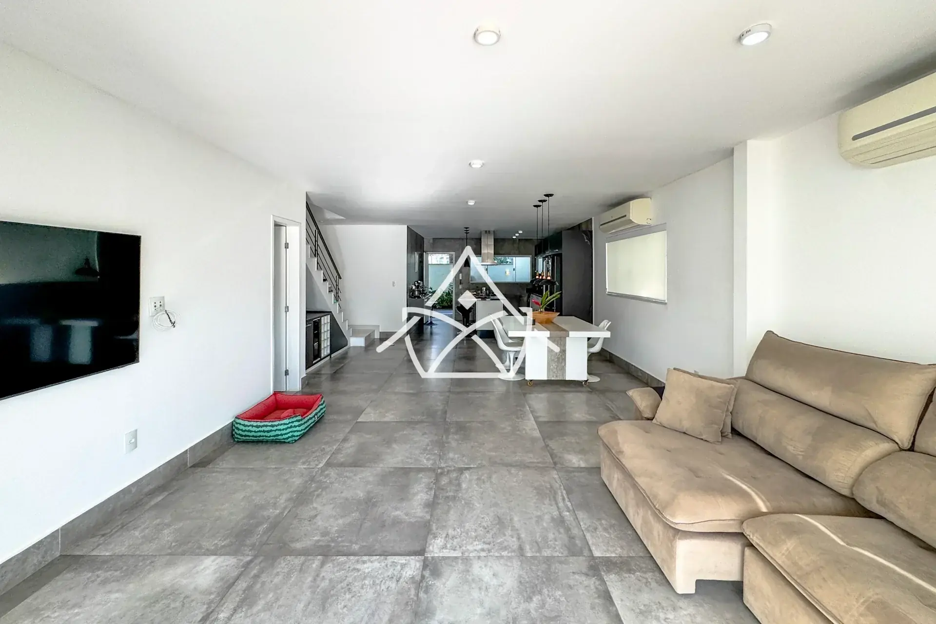 Casa com Adega no Riviera Del Sol no Recreio dos Bandeirantes