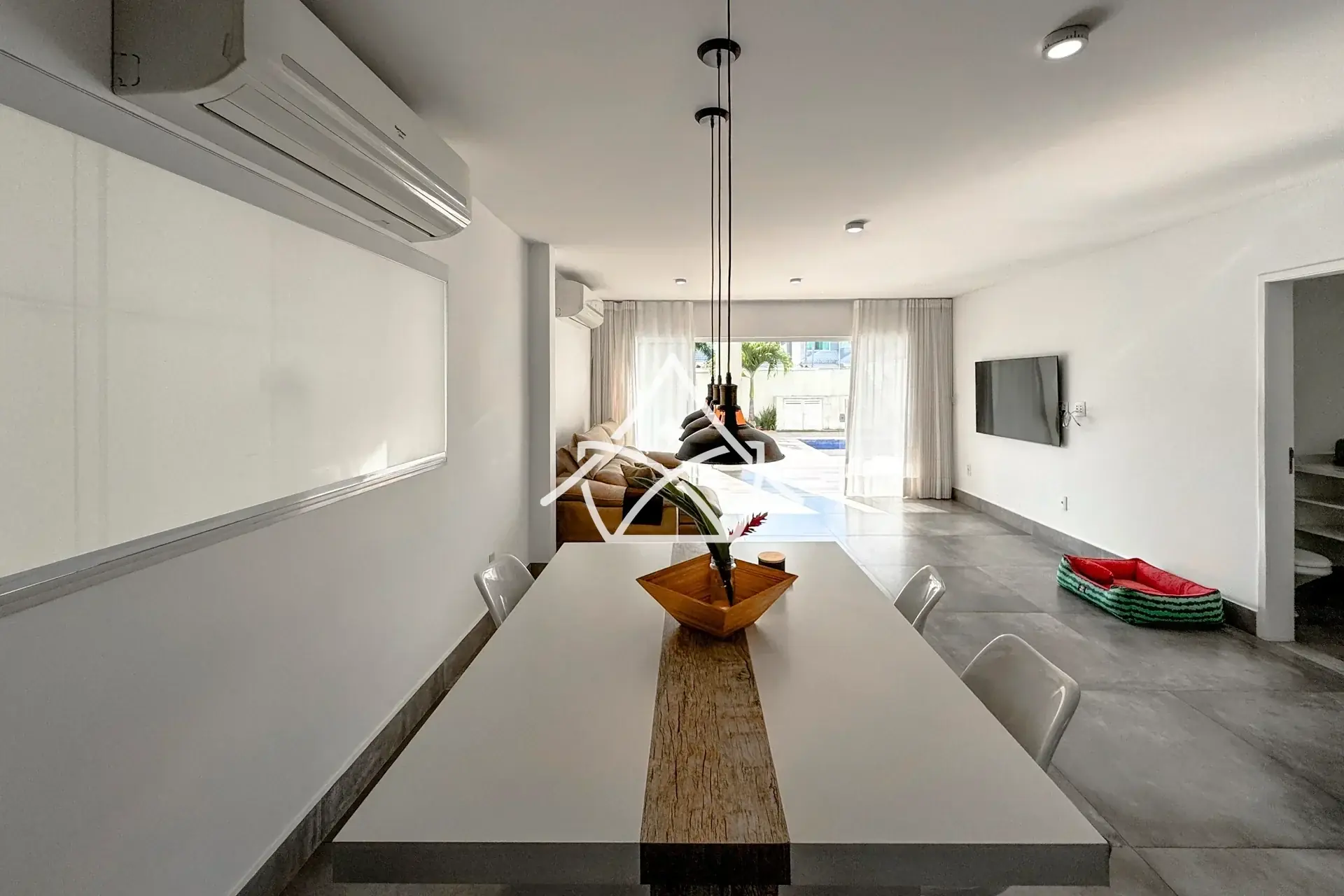 Casa com Adega no Riviera Del Sol no Recreio dos Bandeirantes