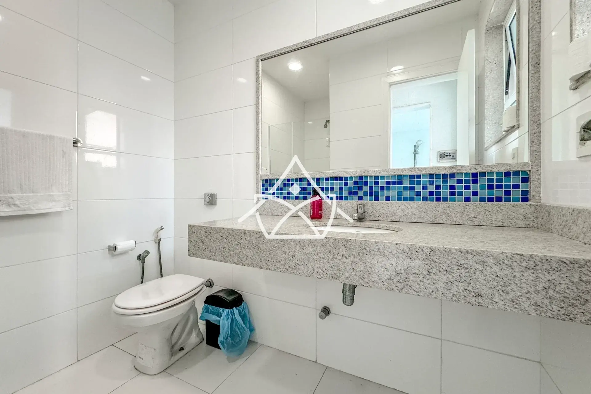 Casa com 5 Suítes no Del Lago na Barra da Tijuca