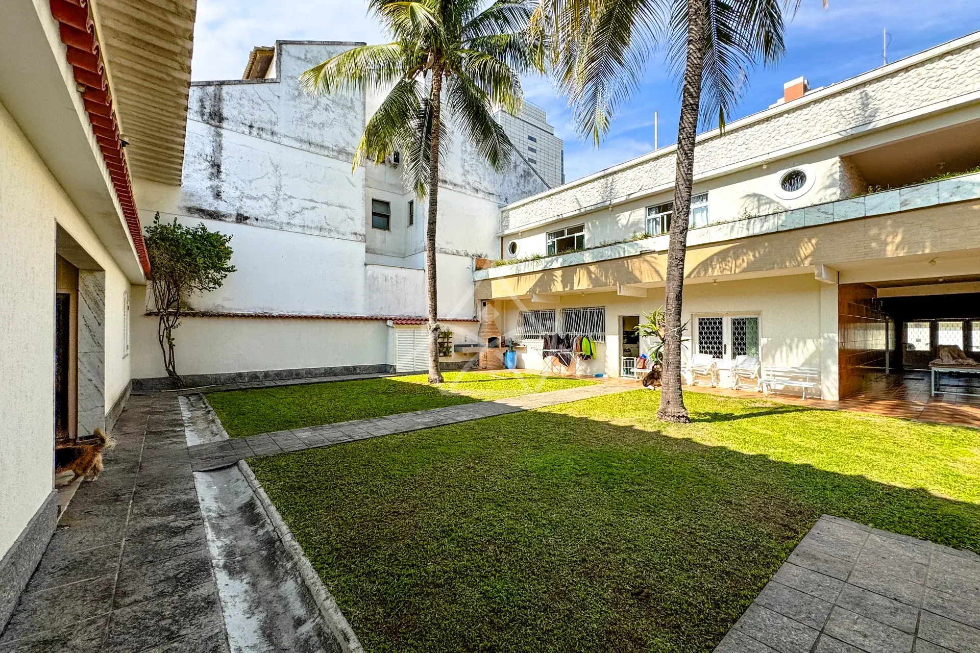 Casa Amplo quintal com jardim na Barra da Tijuca