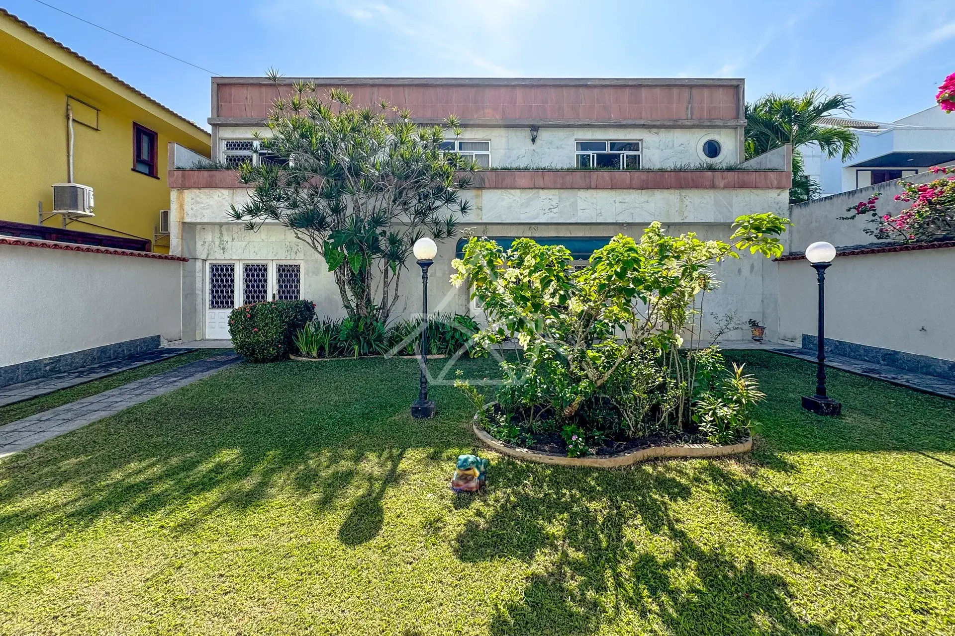 Casa Amplo quintal com jardim na Barra da Tijuca