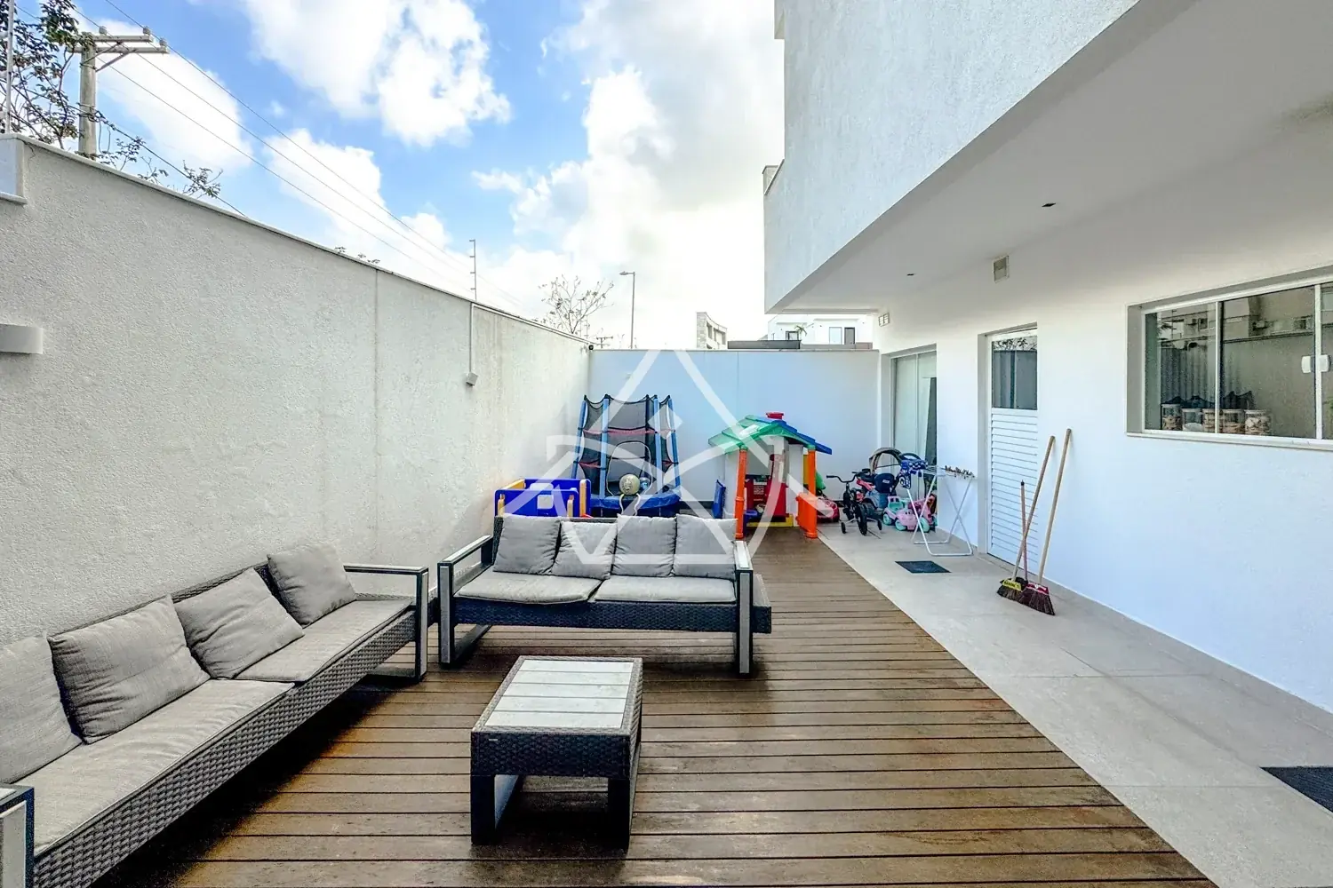 Casa com hidromassagem no Recreio dos Bandeirantes