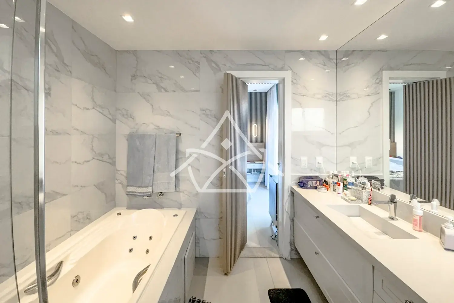 Casa com hidromassagem no Recreio dos Bandeirantes