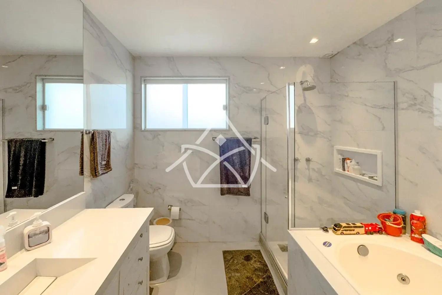 Casa com hidromassagem no Recreio dos Bandeirantes