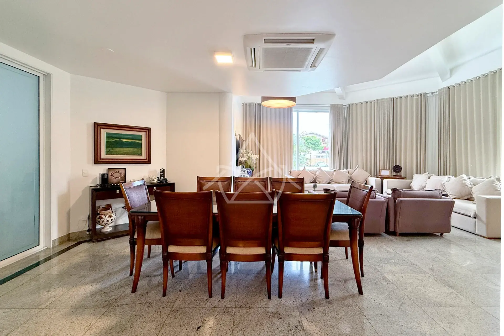 Casa Duplex na Barra da Tijuca à Venda