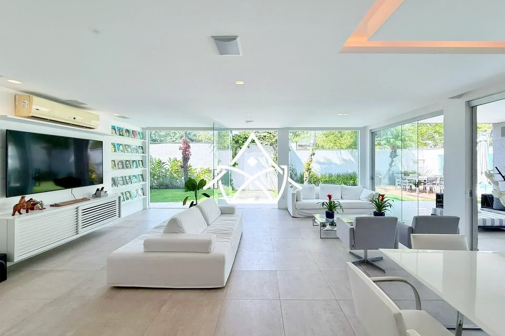 Casa com Amplo Quintal Gramado na Barra da Tijuca