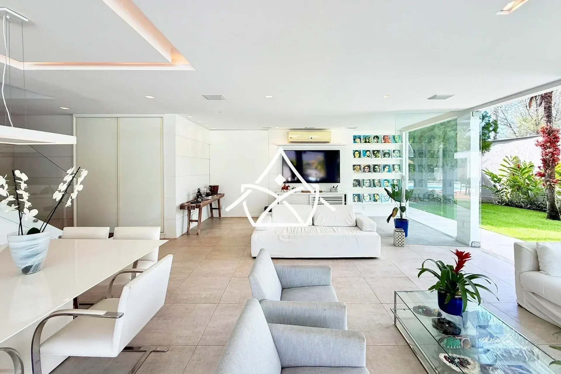 Casa com Amplo Quintal Gramado na Barra da Tijuca