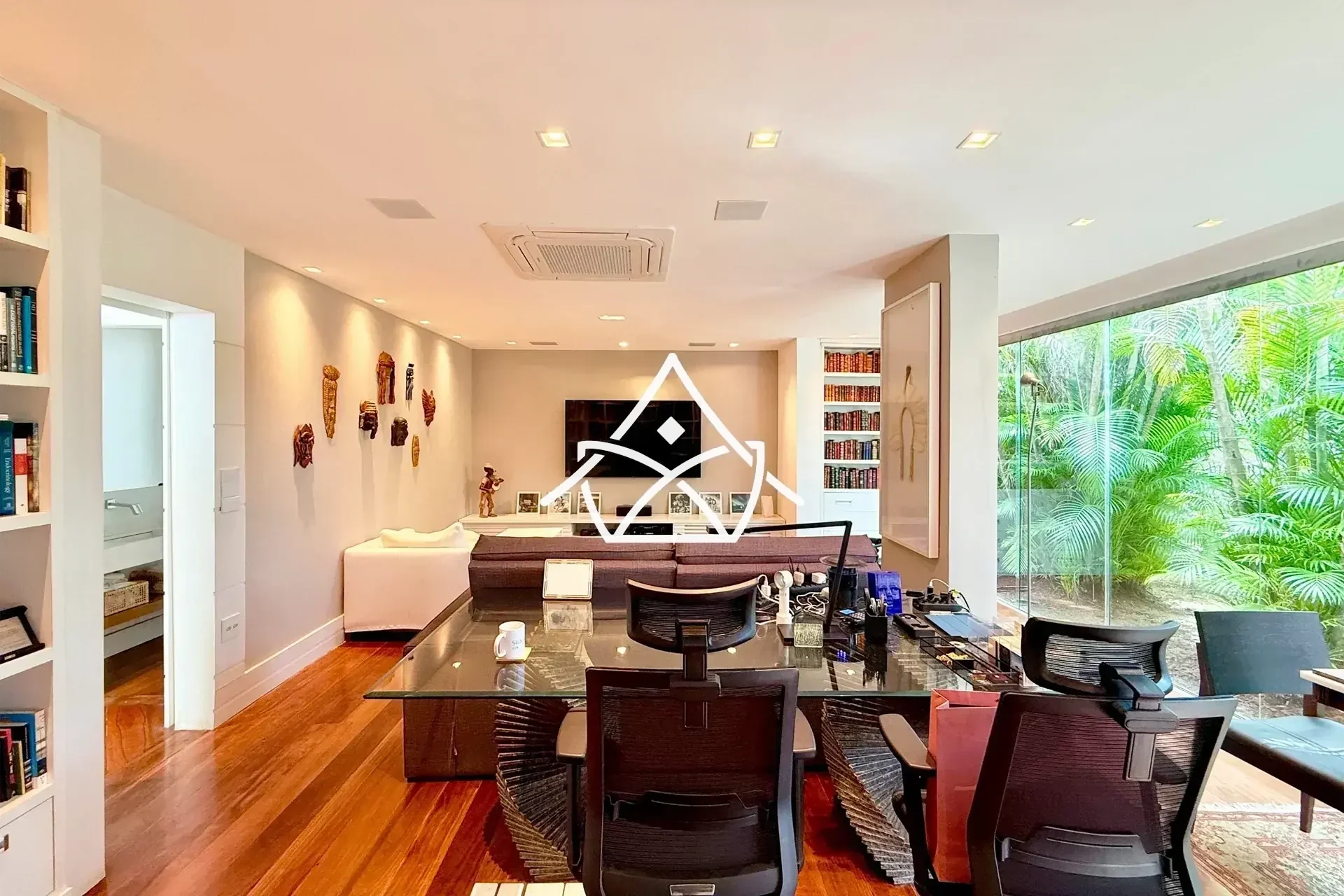 Casa com Amplo Quintal Gramado na Barra da Tijuca