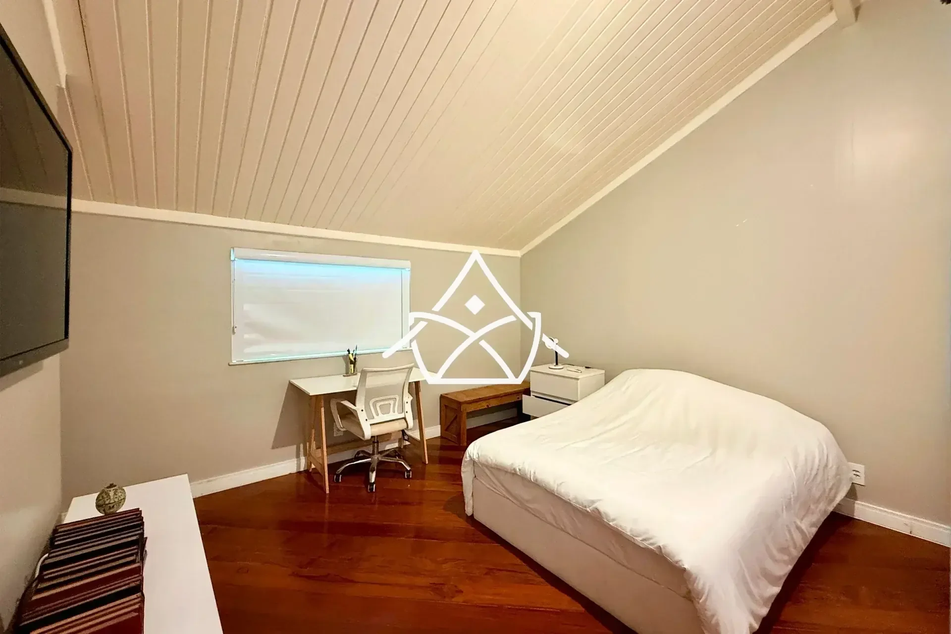 Casa com Amplo Quintal Gramado na Barra da Tijuca