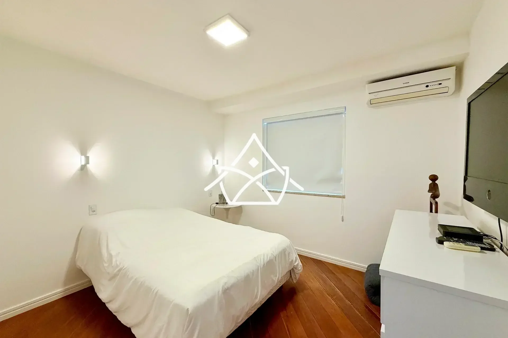 Casa com Amplo Quintal Gramado na Barra da Tijuca