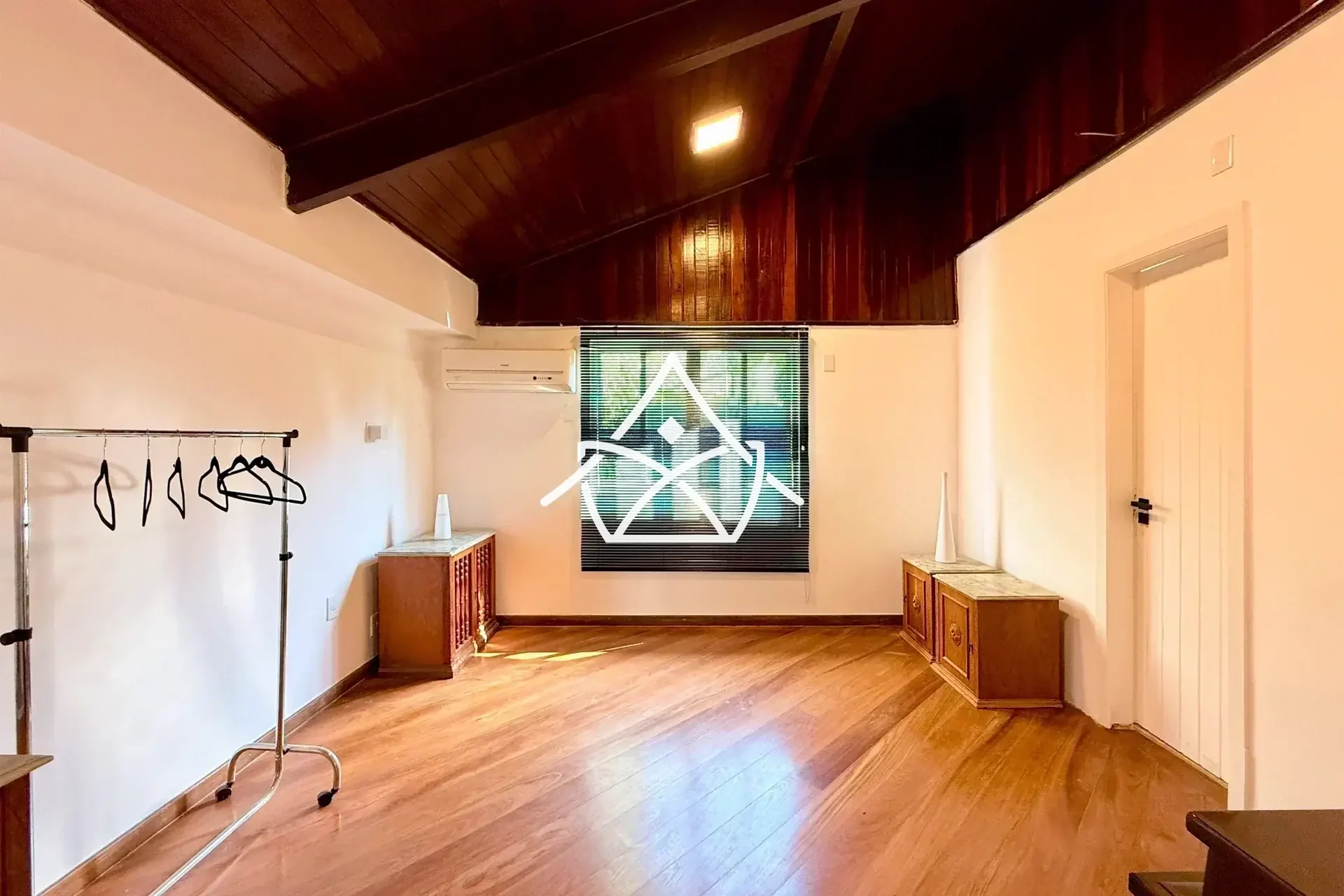 Casa com Amplo Quintal Gramado na Barra da Tijuca