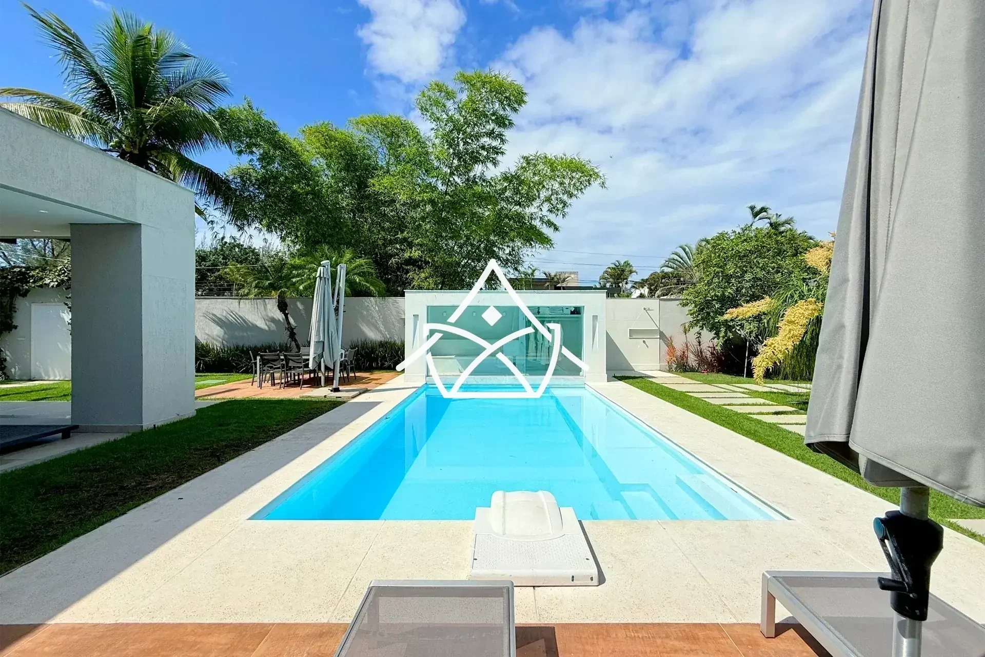Casa com Amplo Quintal Gramado na Barra da Tijuca