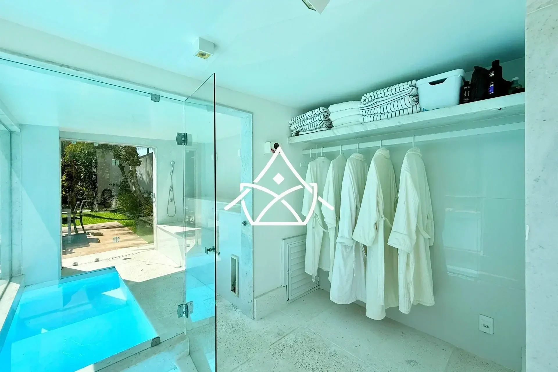 Casa com Amplo Quintal Gramado na Barra da Tijuca