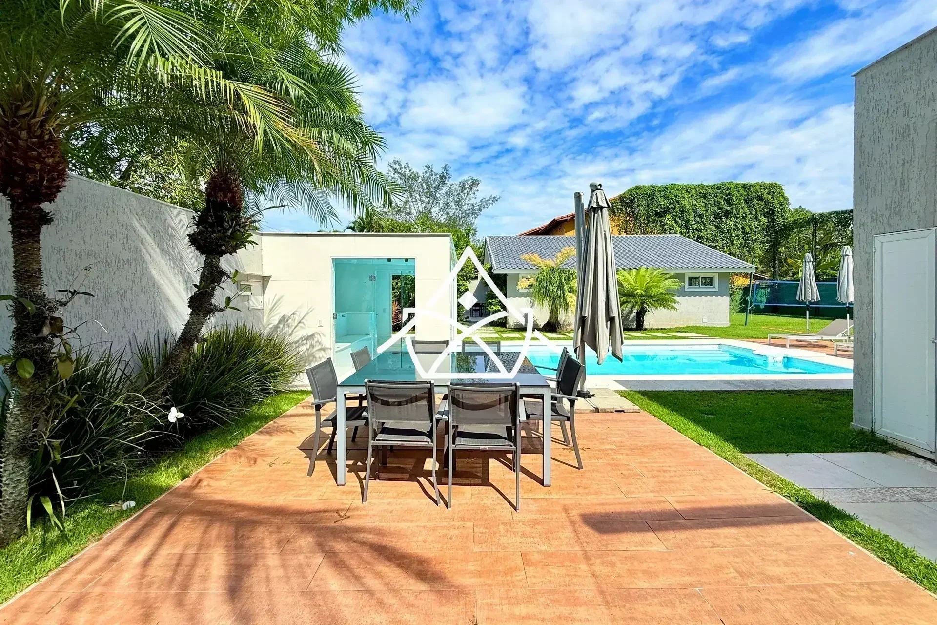 Casa com Amplo Quintal Gramado na Barra da Tijuca
