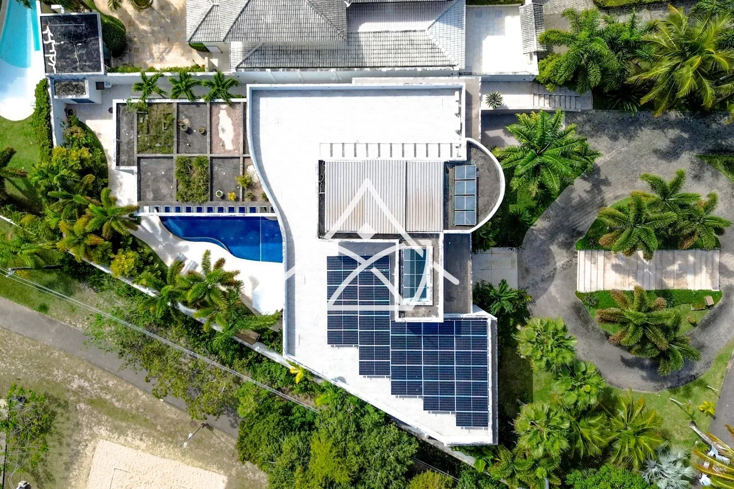 Mansão com 6 Suítes na Barra da Tijuca