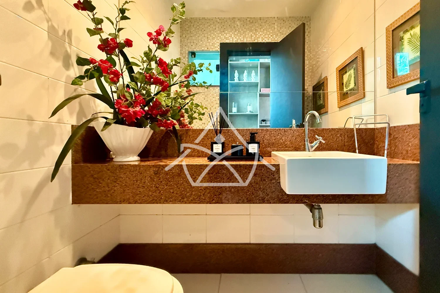 Casa com Piscina e Brinquedoteca na Barra da Tijuca