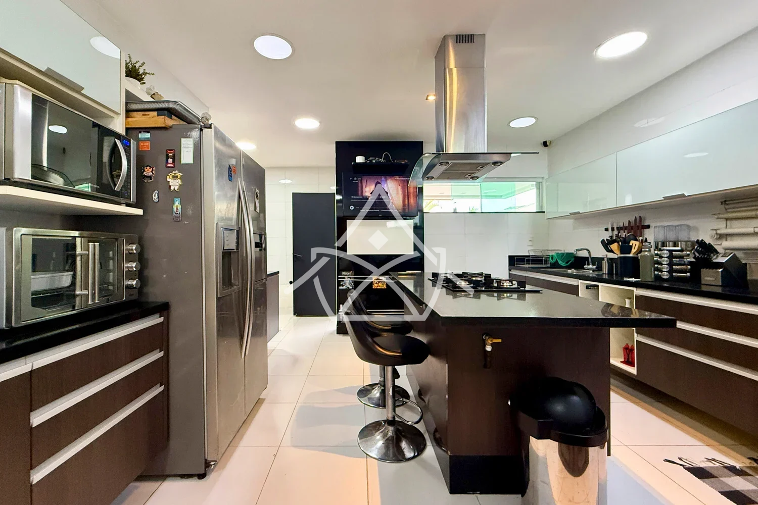 Casa com Piscina e Brinquedoteca na Barra da Tijuca