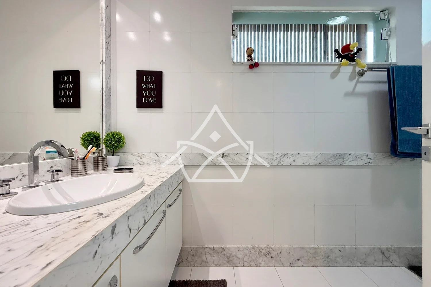 Casa com Piscina e Brinquedoteca na Barra da Tijuca