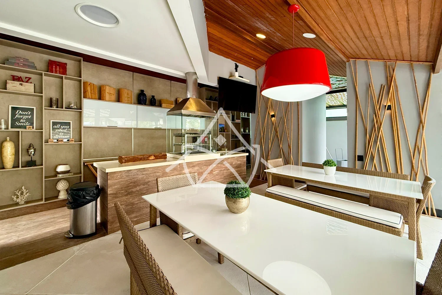 Casa com Piscina e Brinquedoteca na Barra da Tijuca