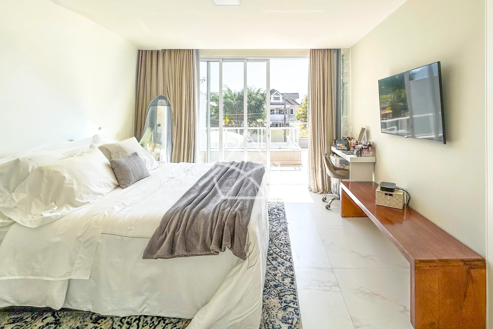 Casa Triplex á Venda na Barra da Tijuca