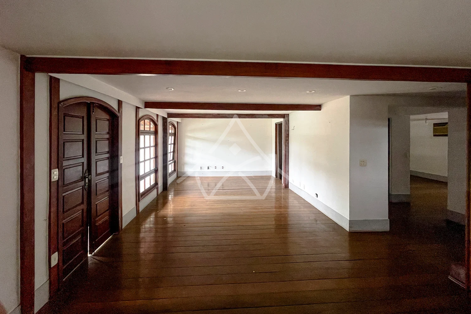Casa com Quintal Gramado e Edícula no Recreio dos Bandeirantes