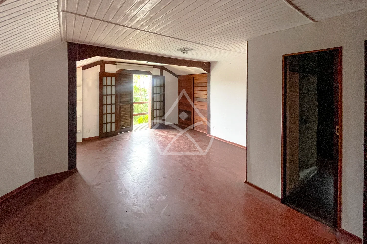 Casa com Quintal Gramado e Edícula no Recreio dos Bandeirantes
